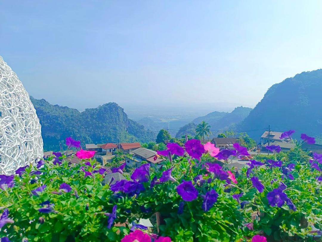 Bed and Breakfast Oasis Phamee Ban Pha Mi Экстерьер фото
